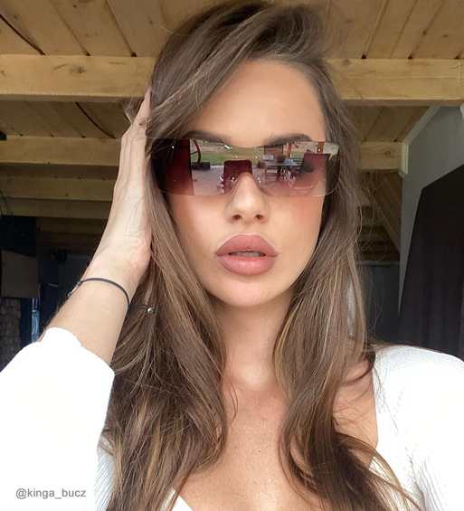 Futurystyczne Czarne Okulary Przeciwsłoneczne z Prostokątnymi Soczewkami Amman Black