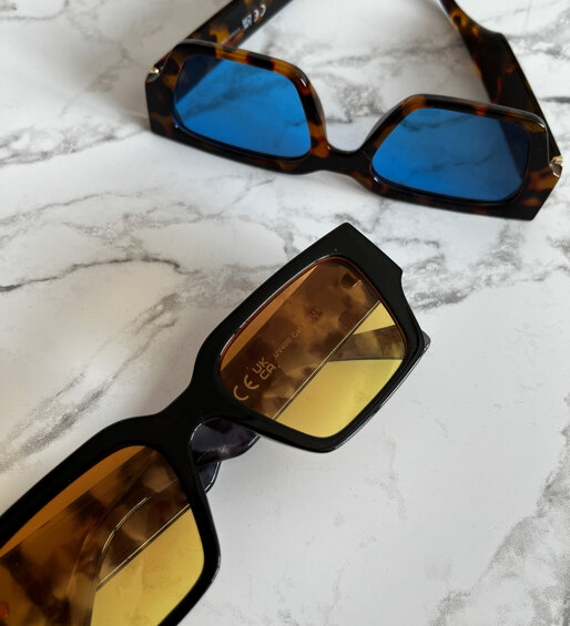 Okulary przeciwsłoneczne z niebieskimi szkłami Evie Panther